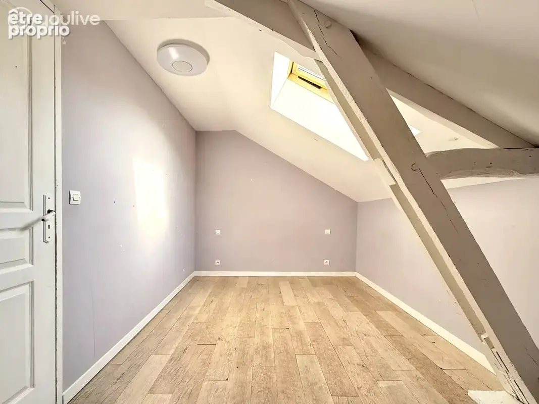 Maison à rafraîchir avec garage, grenier et fibre — Saint-Laurent-en-Caux — 147 000 € - photo 11