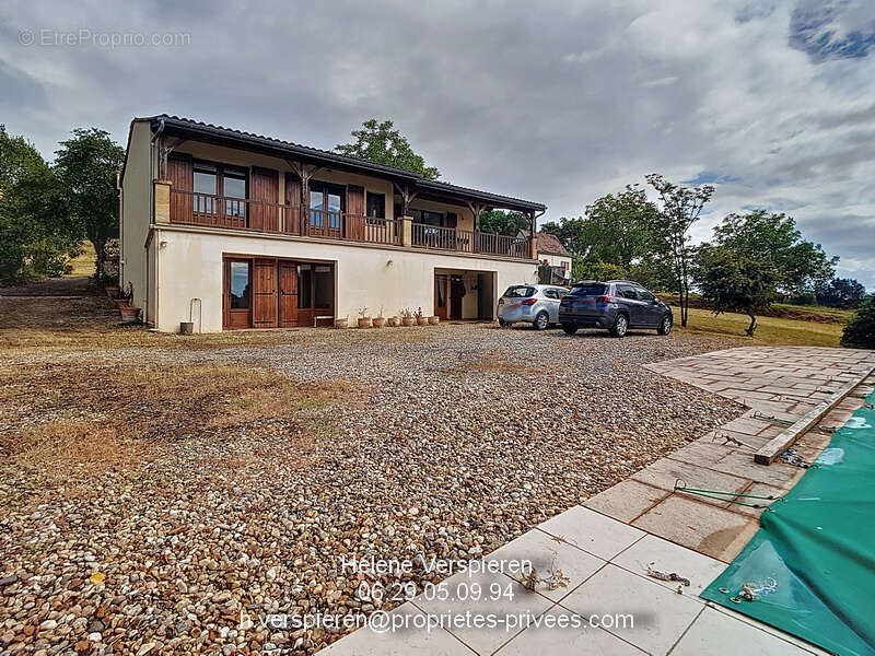 Maison à COUX-ET-BIGAROQUE