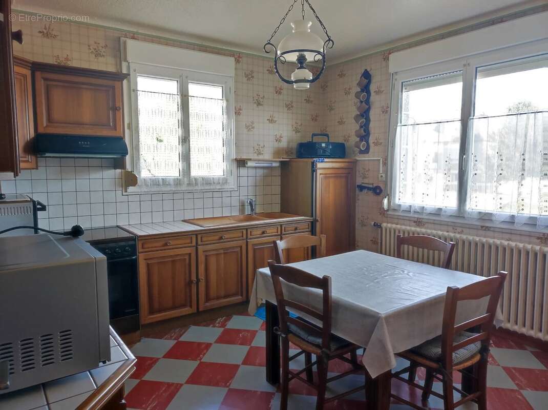 Maison à CHATELAUDREN