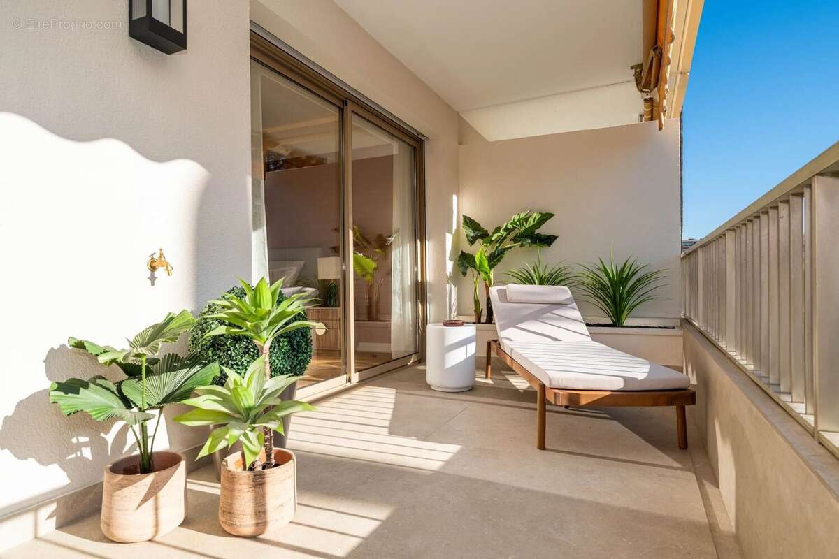 Appartement à CANNES