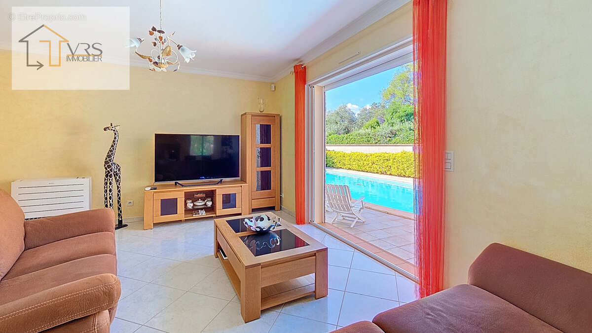 Superbe villa t5 157 m2   piscine, grand terrain 893 m2, garage et atelier   quartier residentiel recherché - photo 10