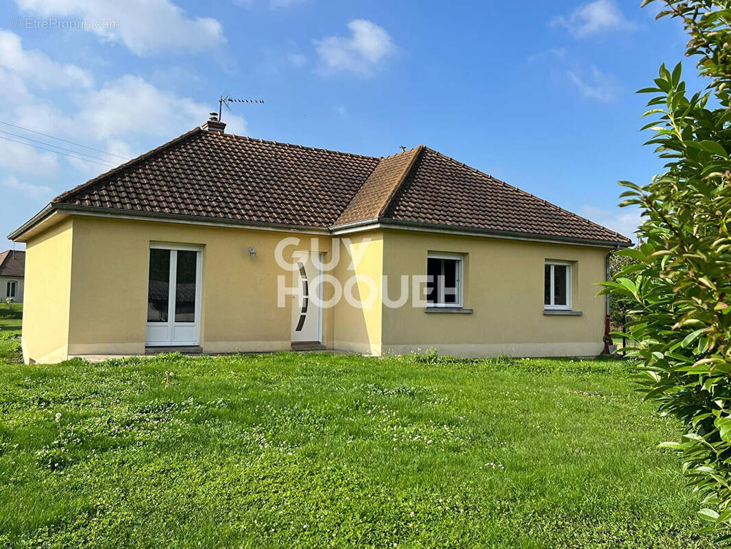 Maison à NOZAY