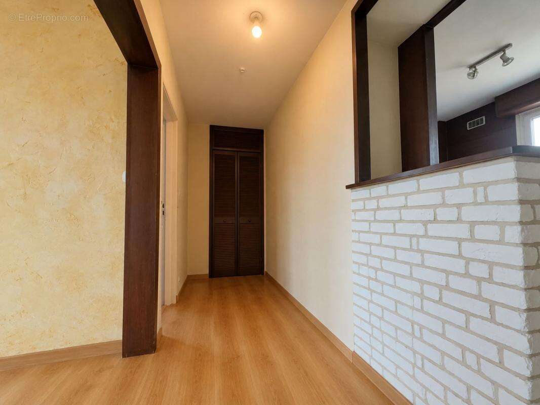 Appartement T2 Quartier Maladière - photo 9