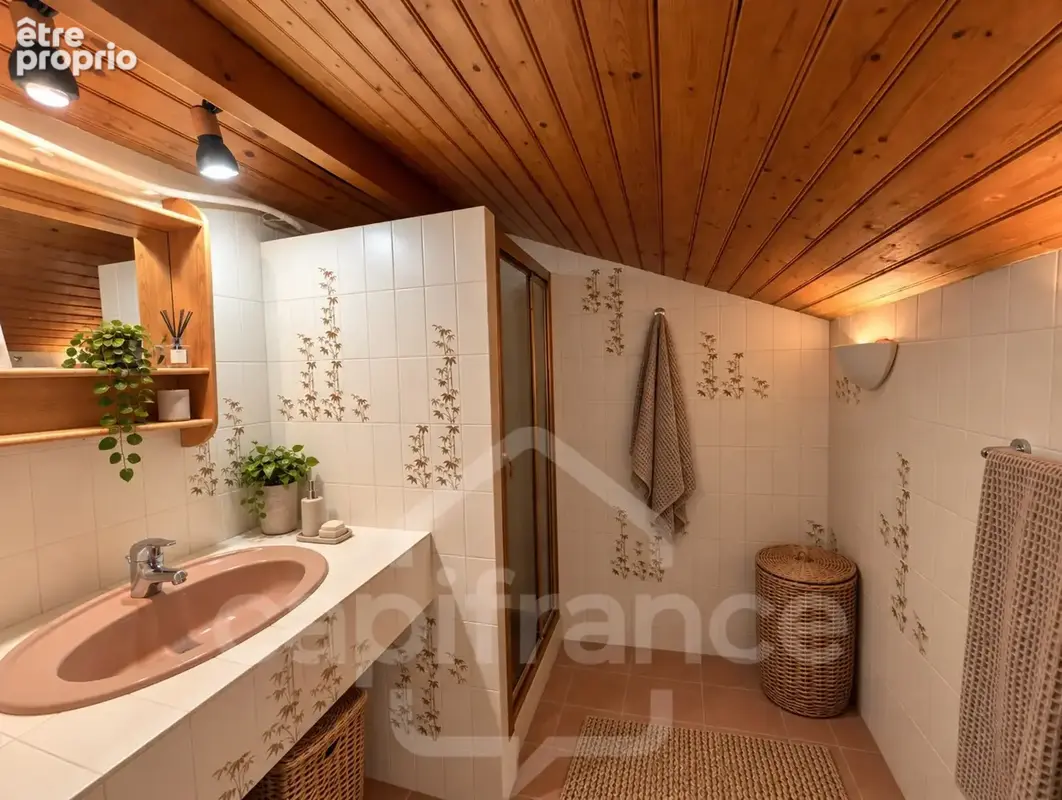 Maison à vendre 5 pièces - Piscine - sous-sol complet - CENTRE SAINT-LOUBES (33) - photo 17