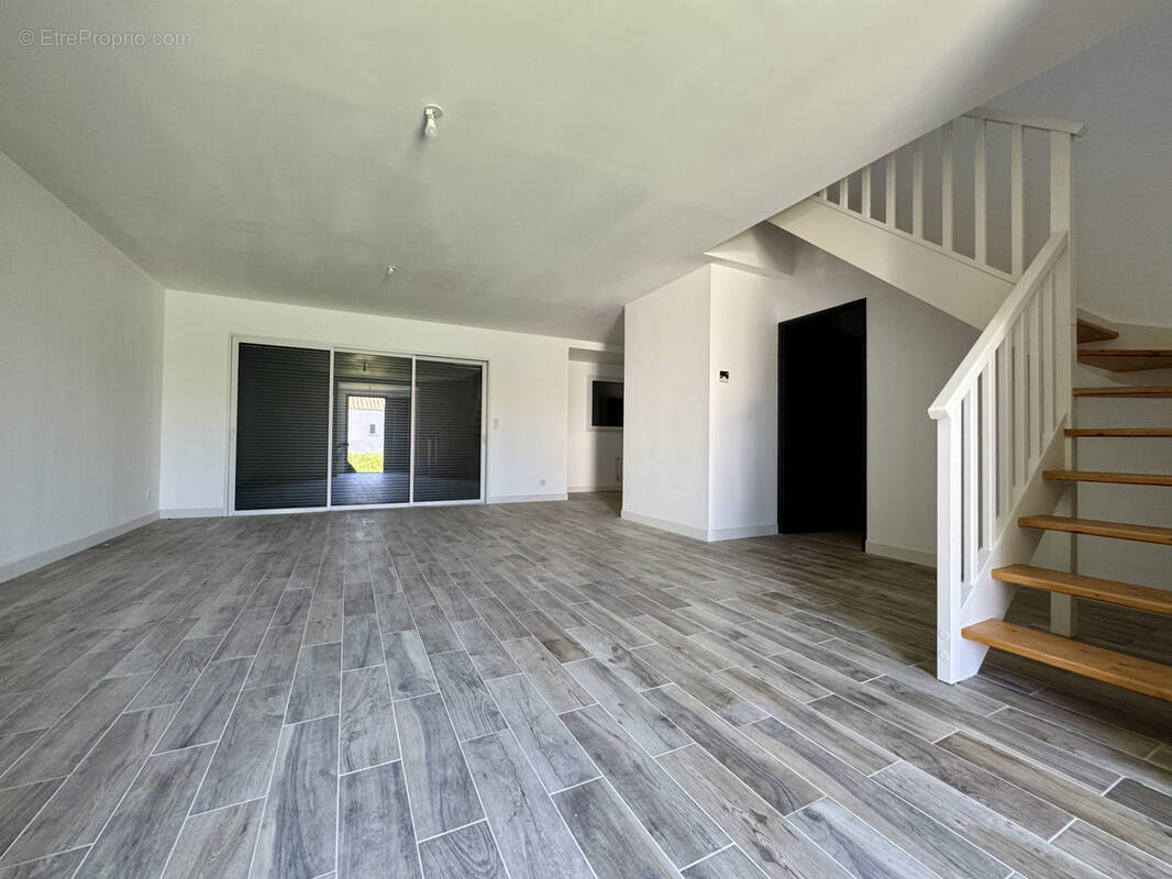 Maison à AIGREFEUILLE-D&#039;AUNIS