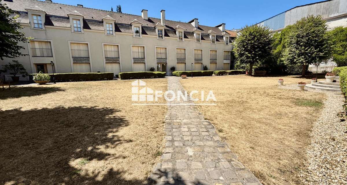 Vente en bloc de 9 parkings sous-sol dans le centre ville - photo 4