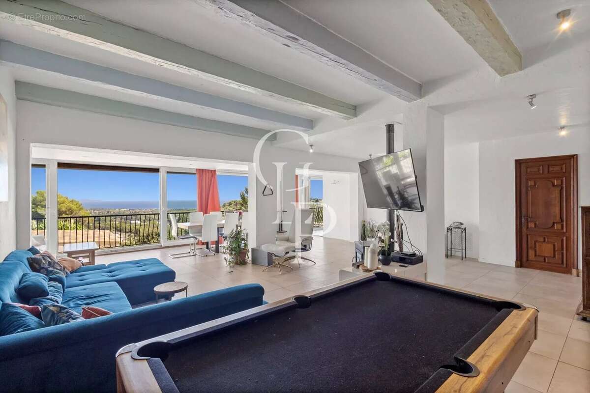 Maison à ANTIBES
