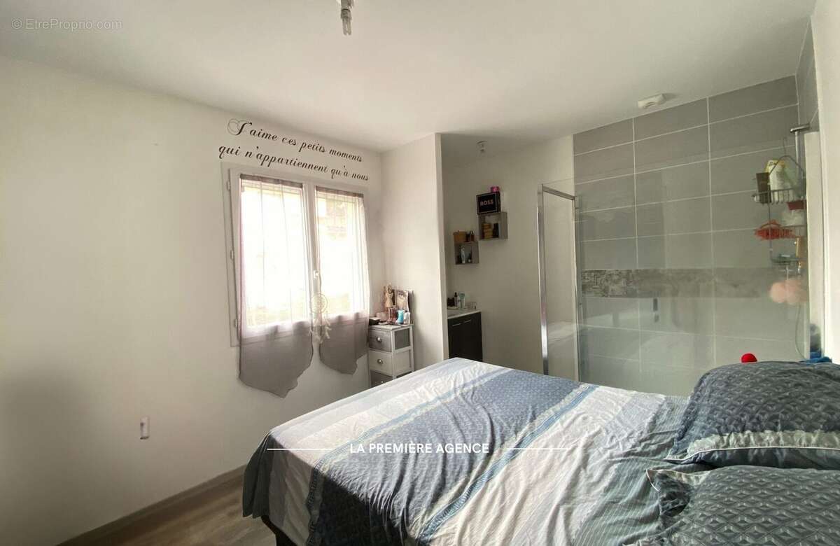 Maison 145 m² à Joux  - photo 8