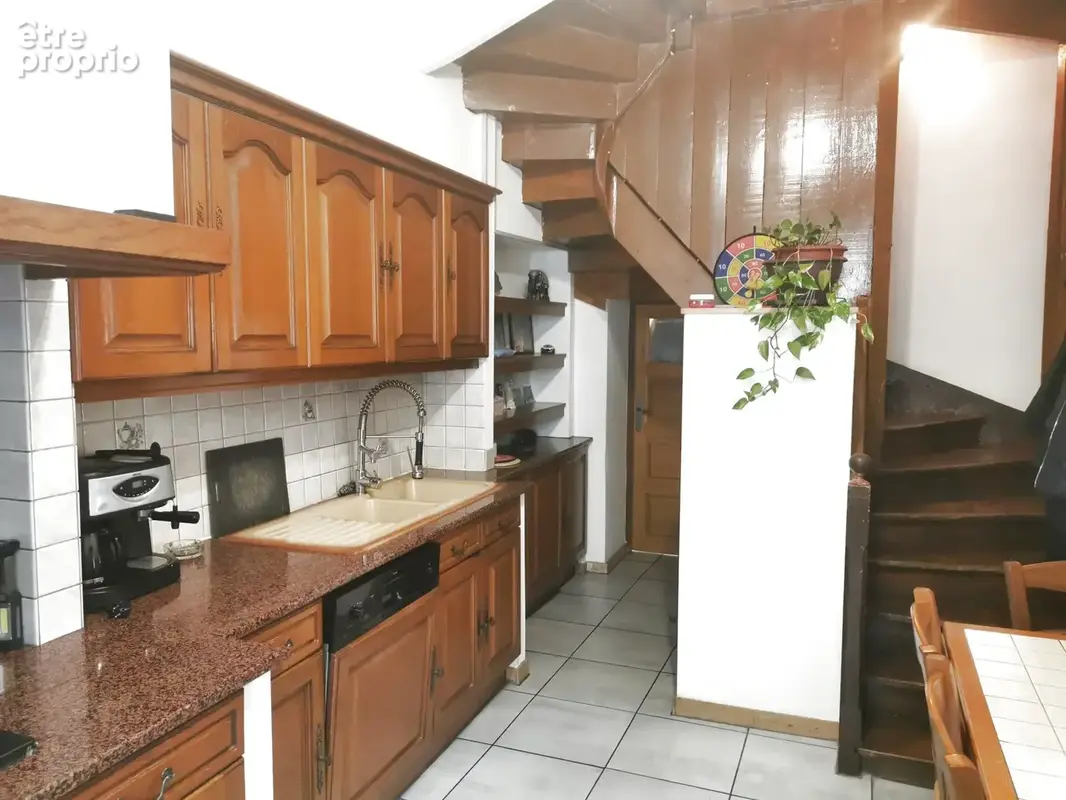 Maison en pierres porcieu-amblagnieu - photo 2
