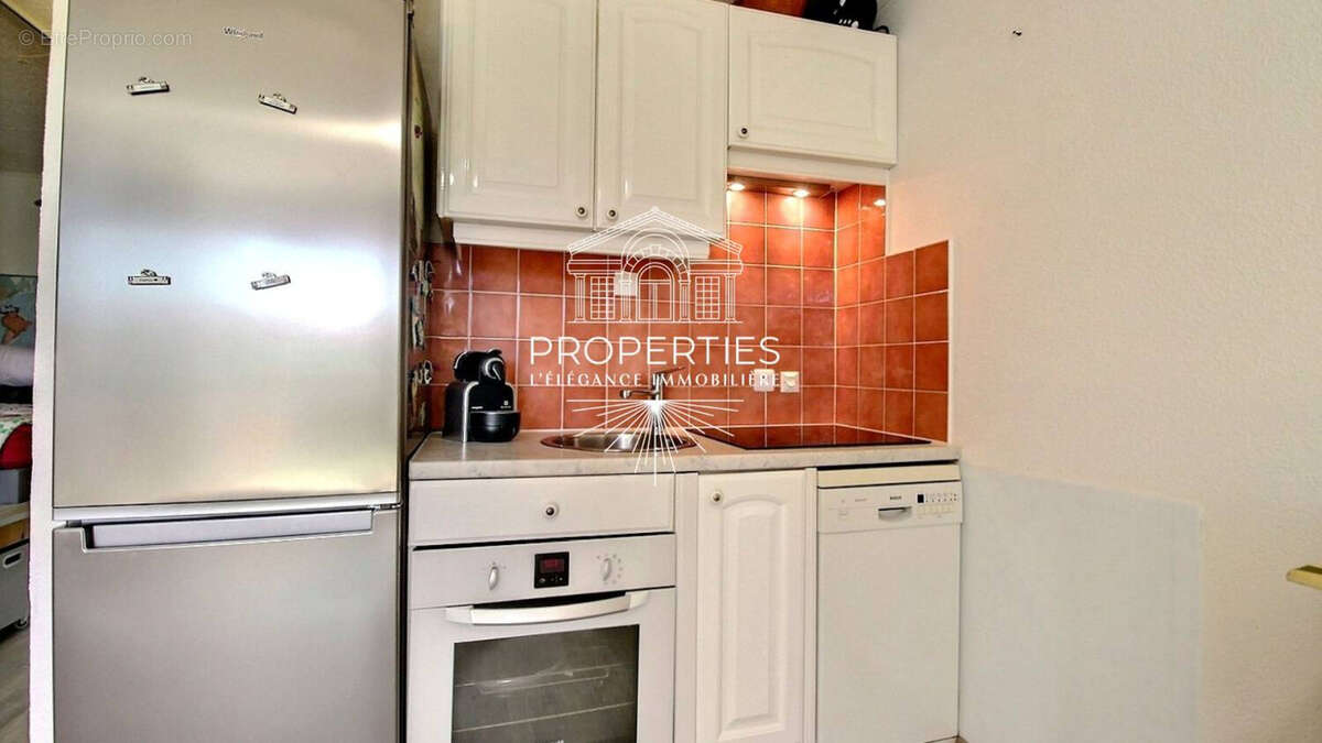 Appartement à BORMES-LES-MIMOSAS