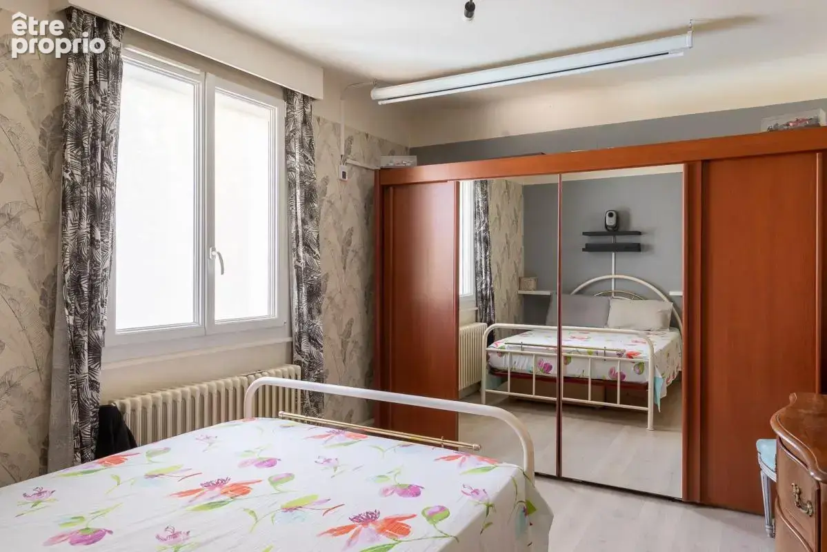 Secteur recherché du Grand Four - Maison avec jardin et grand garage - photo 5