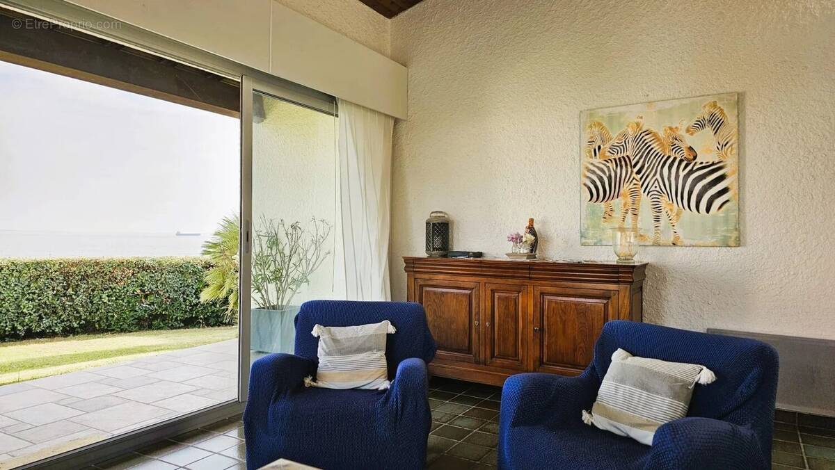 Maison à VAUX-SUR-MER