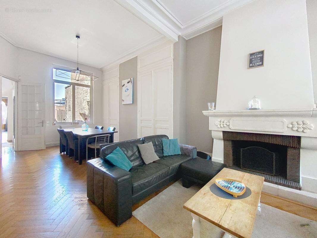 Maison à ARMENTIERES