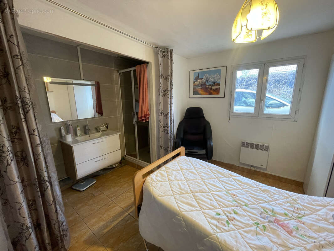 Maison à SAINT-JULIEN-DE-CASSAGNAS