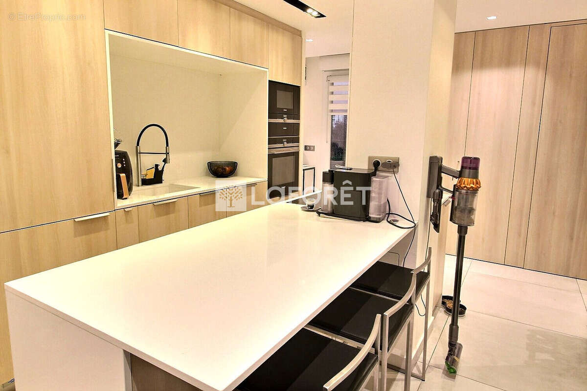 Appartement à GENNEVILLIERS