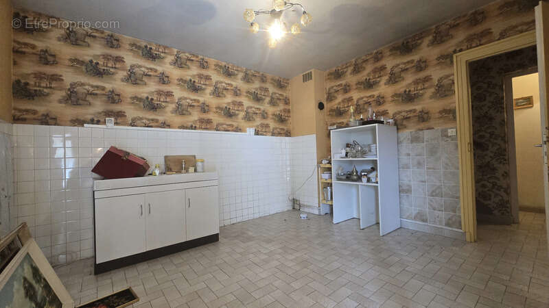 Charmante petite maison en pierresà SAINT JULIEN D'INTRES en Ardèche - photo 2