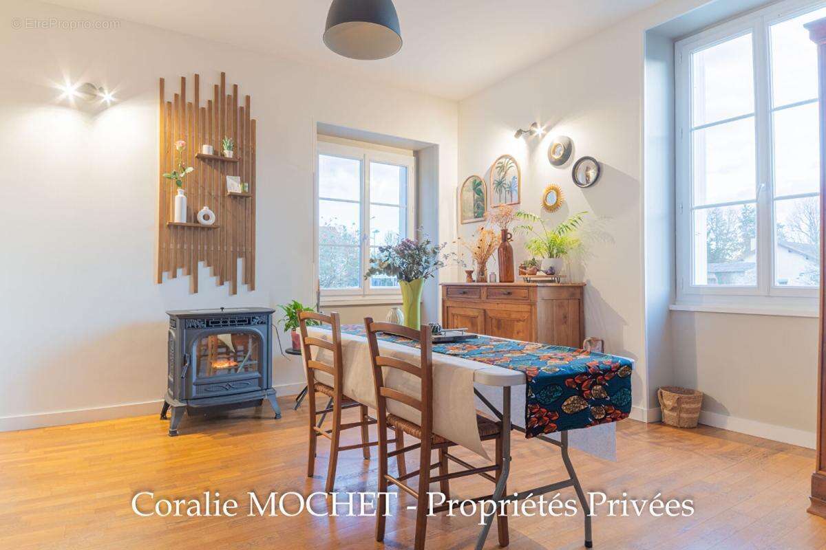 Maison à SAINT-LUMINE-DE-CLISSON