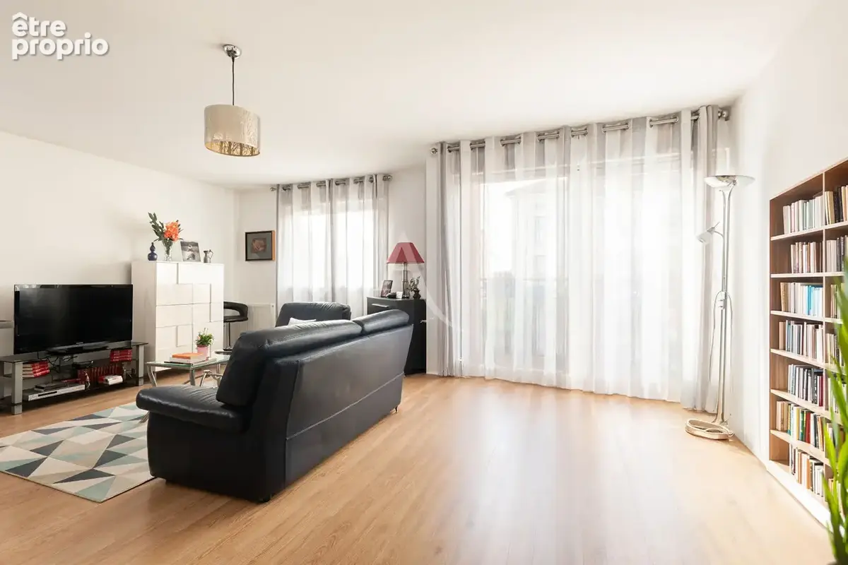 Appartement à VAIRES-SUR-MARNE