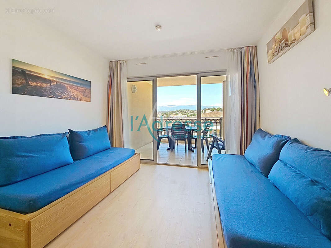 DERNIER ETAGE 2 pièces 28m2 avec Parking! - photo 7