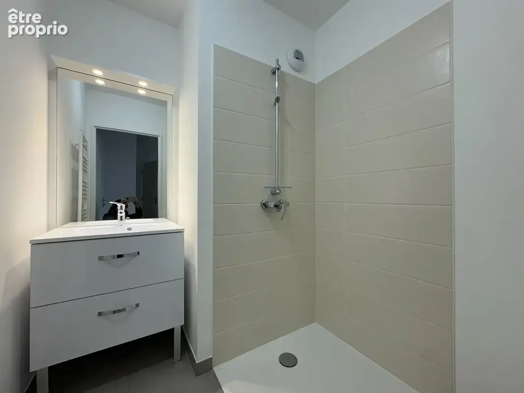 Dernier étage avec terrasse - 124 m² - hypercentre - photo 9