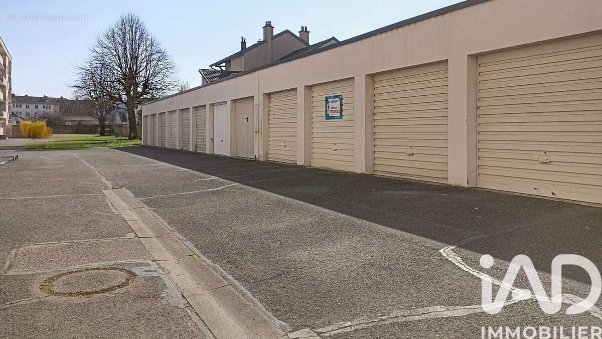 Photo 6 - Parking à DIJON