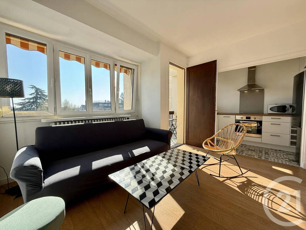 Appartement à FONTAINEBLEAU