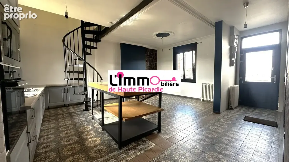 Maison 6 pièces 111 m² à vendre à Fonches-Fonchette (80700) - photo 2