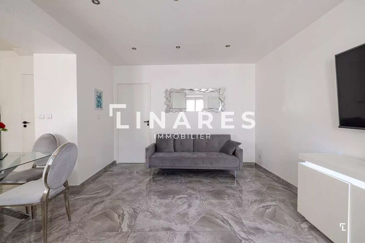 Appartement à MARSEILLE-11E