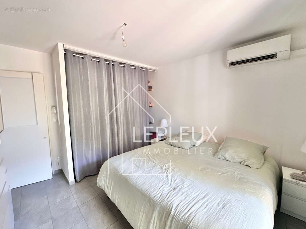 Appartement à PEYMEINADE