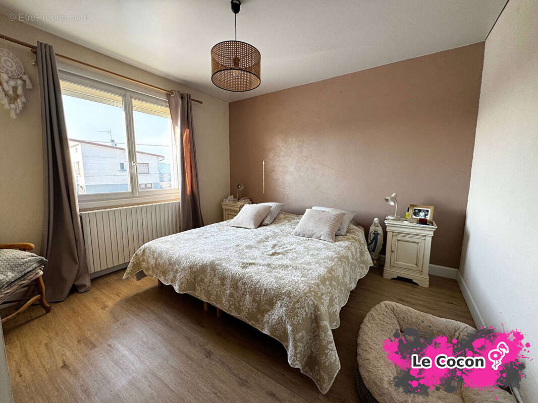 Maison à SAINT-LOUP-SUR-SEMOUSE