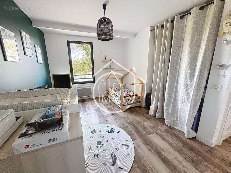 Maison à SAINT-JEAN-DE-BLAIGNAC