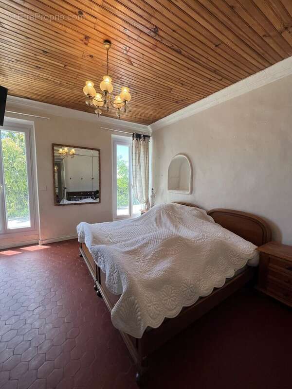 Maison à TOURRETTES-SUR-LOUP