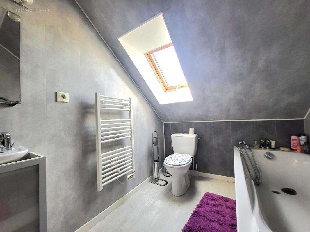 Maison Combrée 130 m2 - photo 9