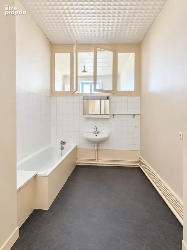 T3 de 63 m² avec balcon filant - photo 5
