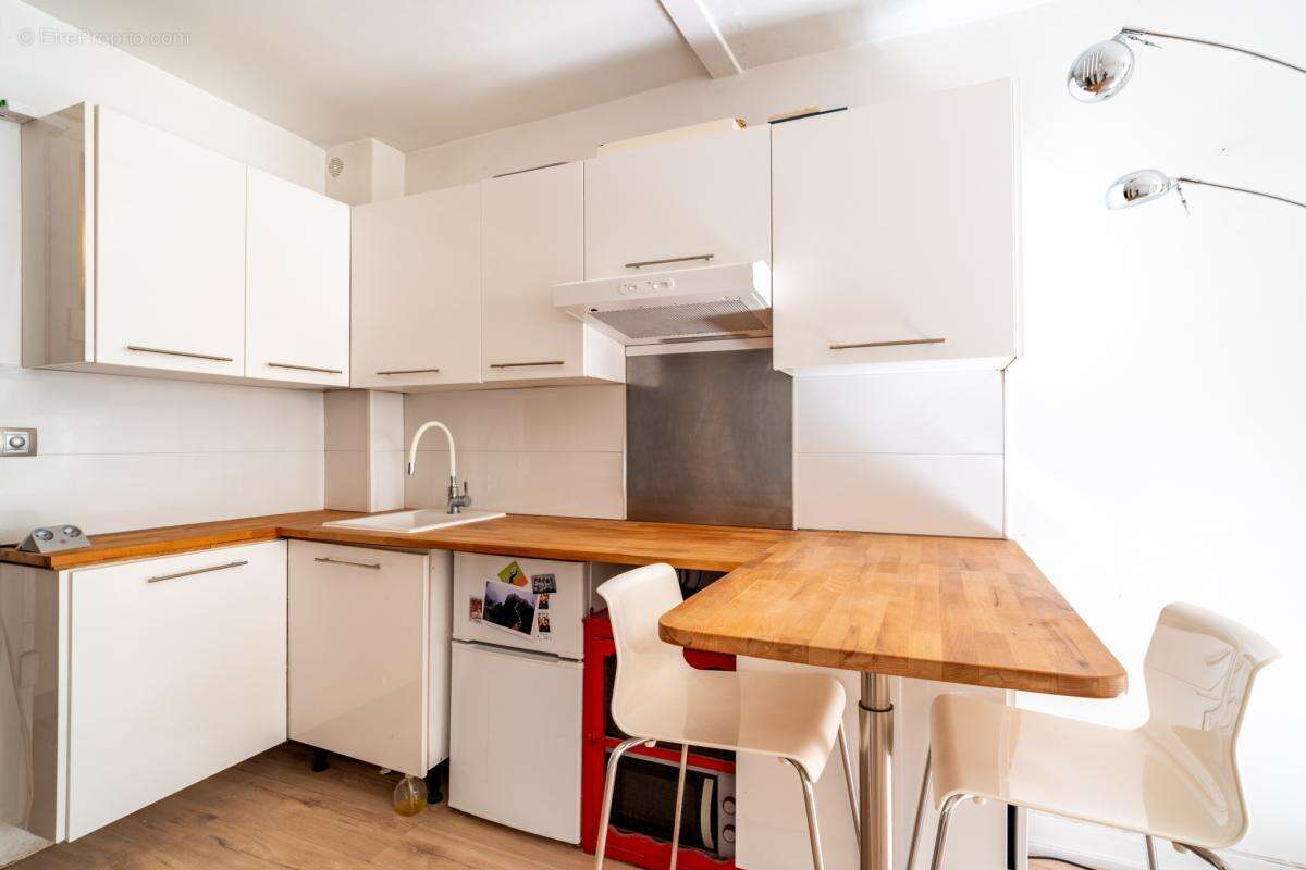 Appartement à PARIS-7E