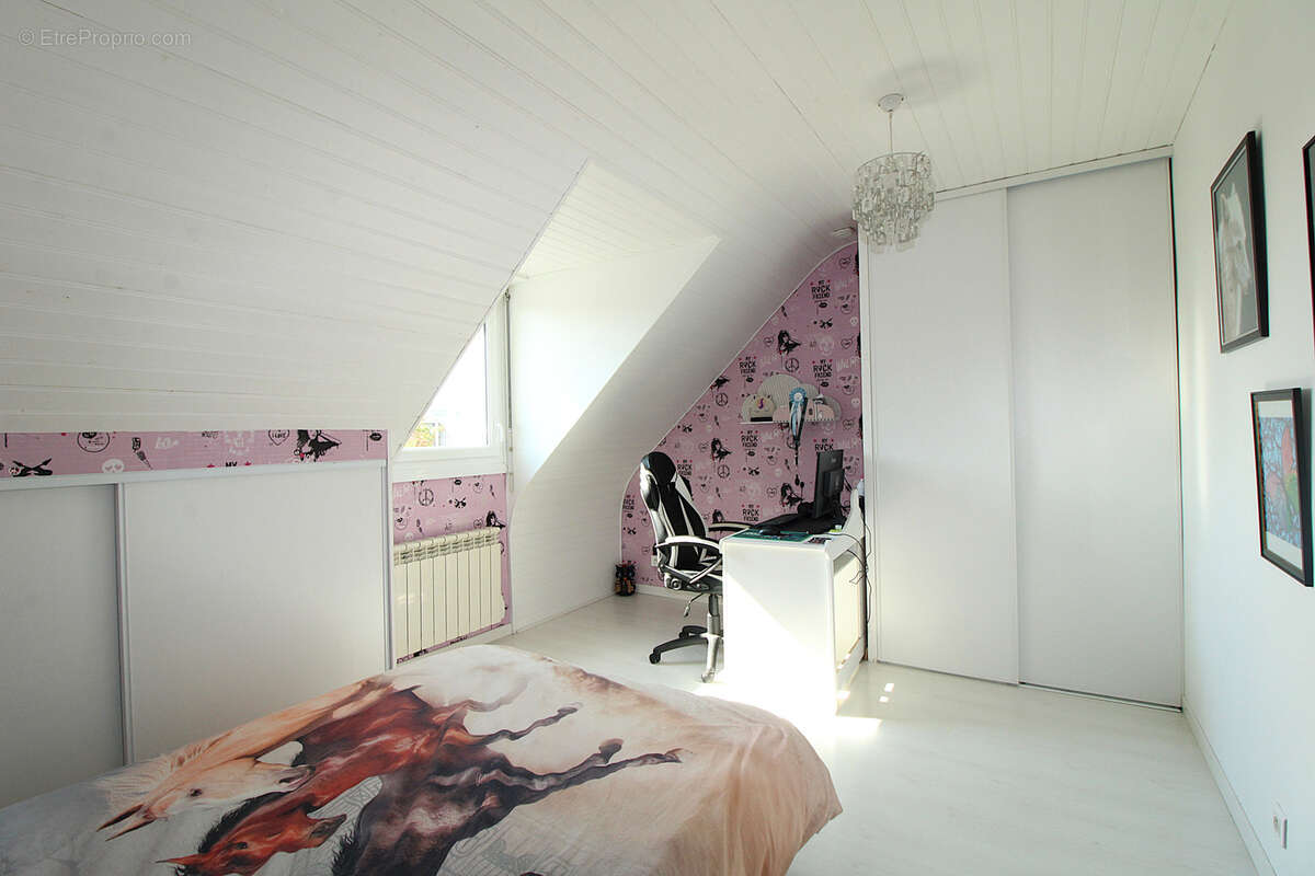 Maison à SAINT-BARTHELEMY-D&#039;ANJOU