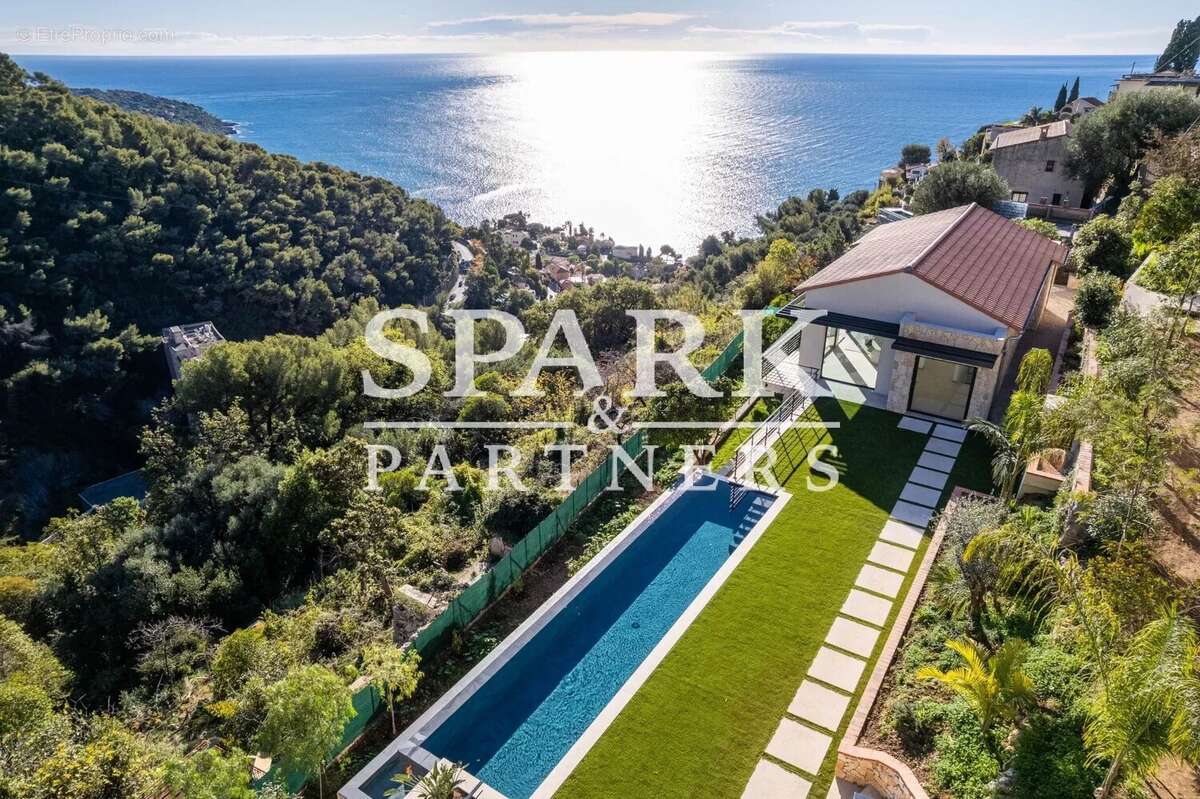 Maison à ROQUEBRUNE-CAP-MARTIN