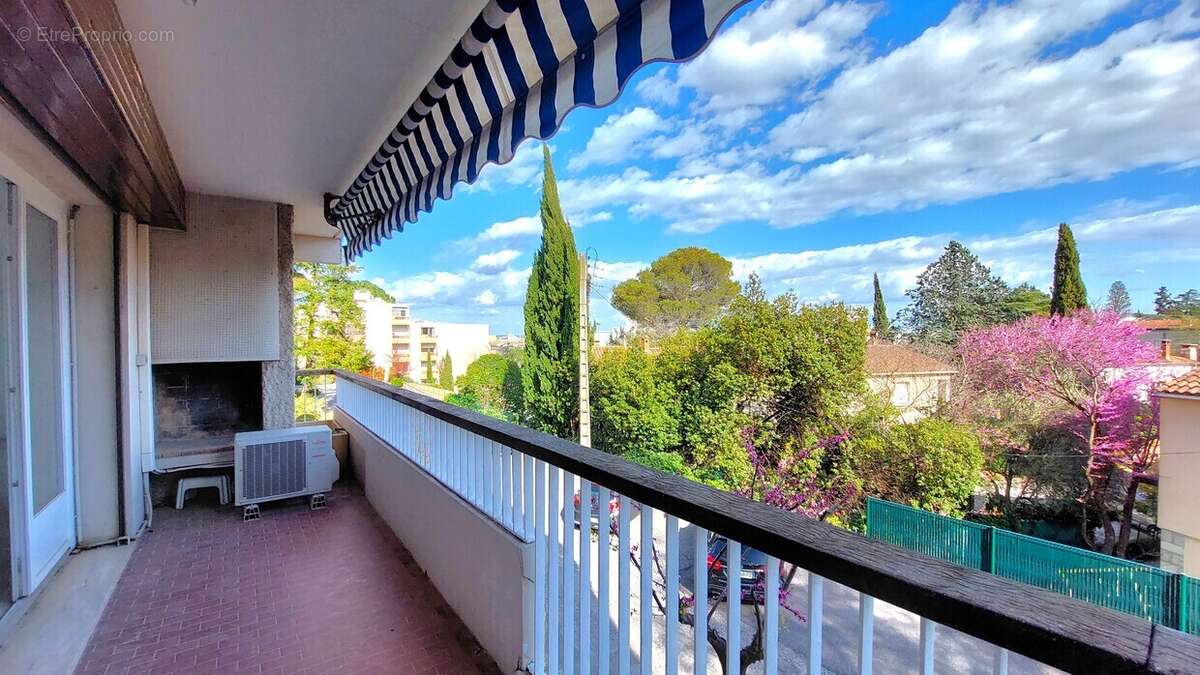 Appartement à NIMES