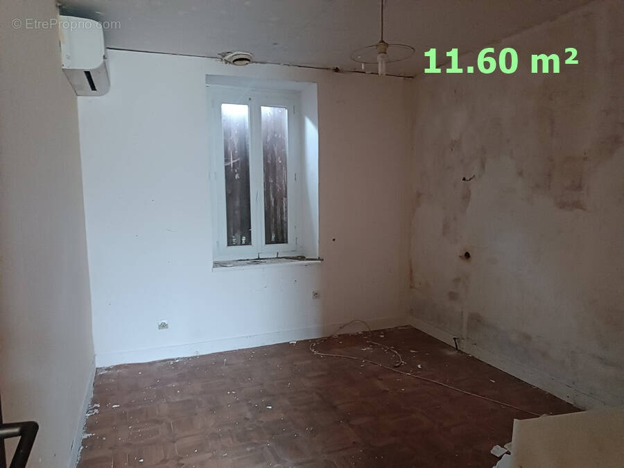 Maison à PRECY