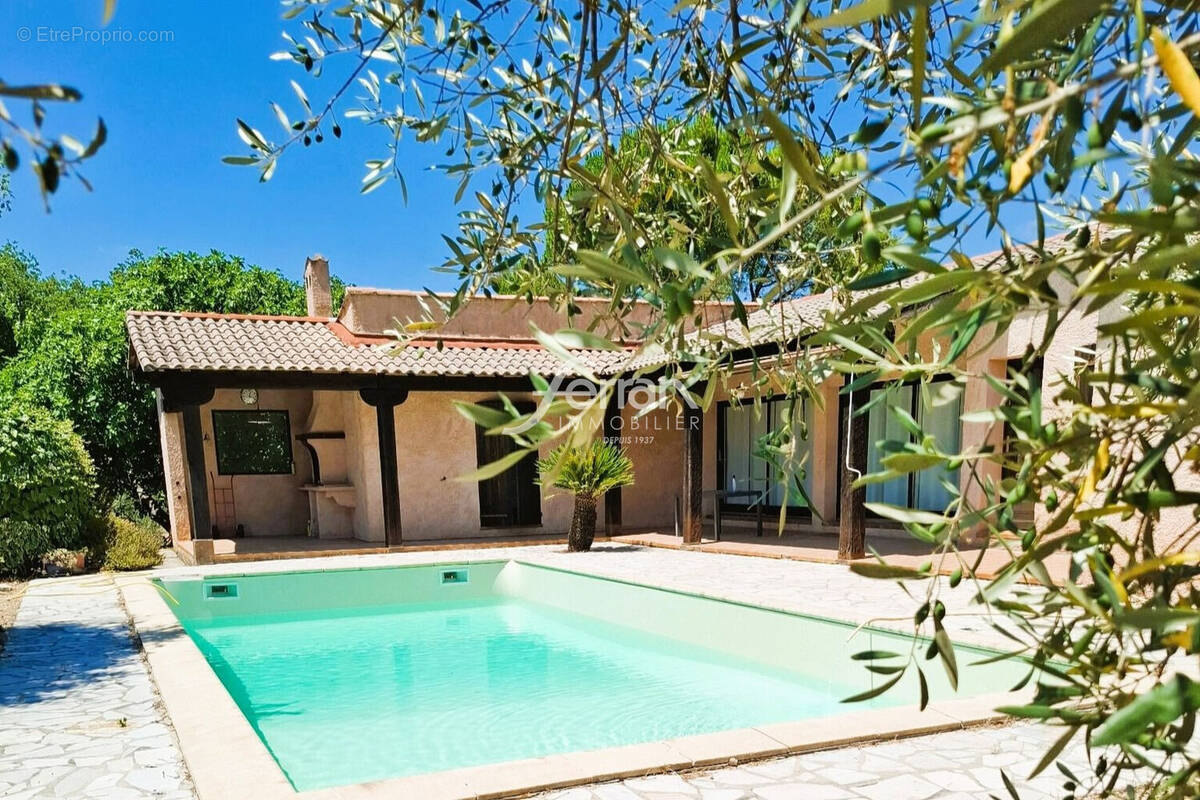 Maison à LORGUES