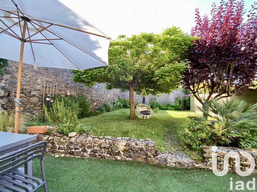 Photo 2 - Maison à MINIAC-MORVAN