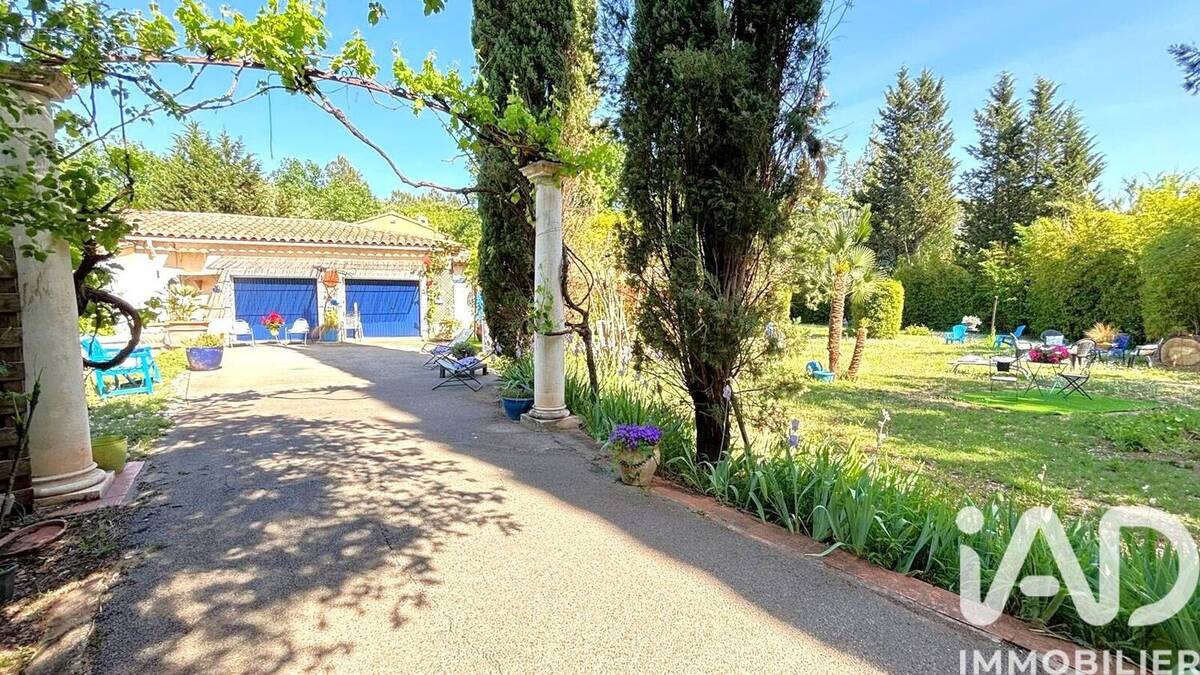 Photo 1 - Maison à LE MUY