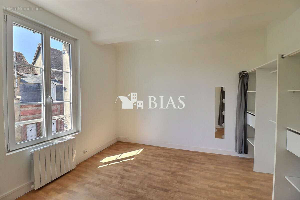 Appartement à PONT-L&#039;EVEQUE