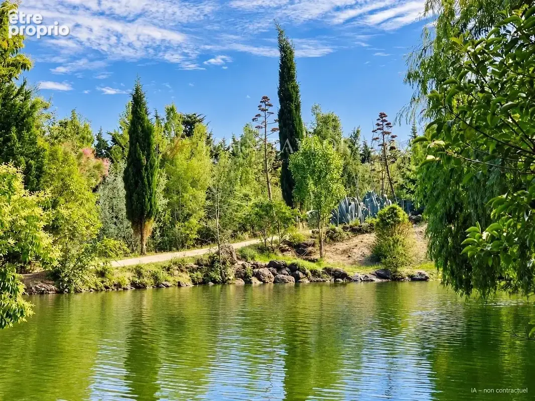 Entre Alpilles et Luberon — domaine arboré de près de six hectares - photo 5