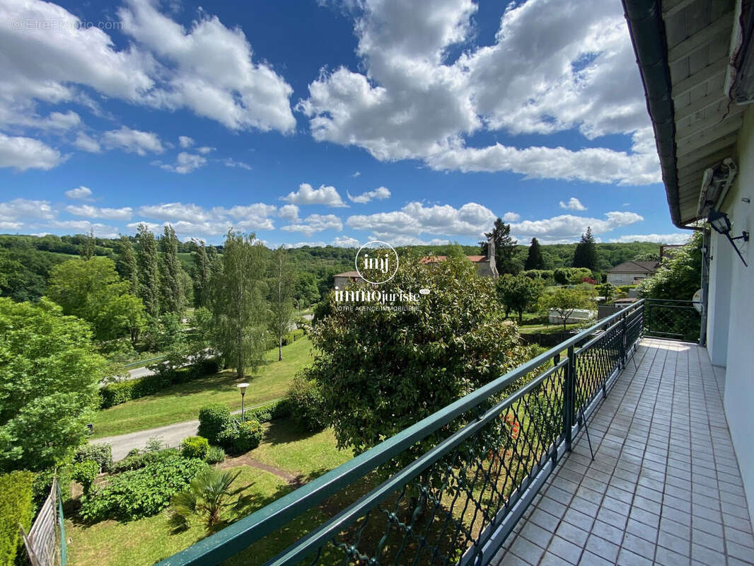 Maison 120 m² à Le Palais-Sur-Vienne  - photo 7
