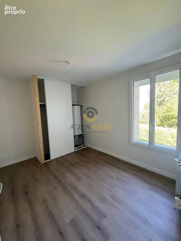 Maison 59 m² à Bressuire  - photo 3
