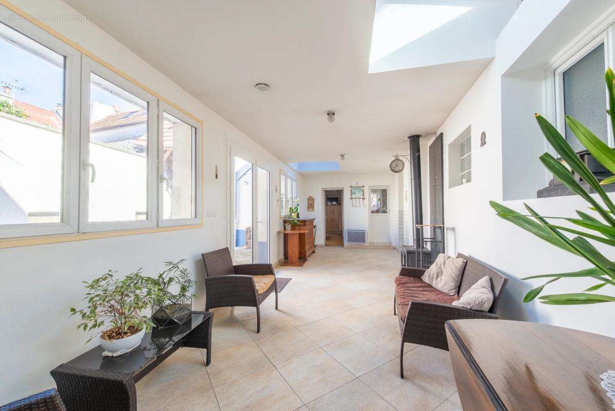 Maison à MITRY-MORY