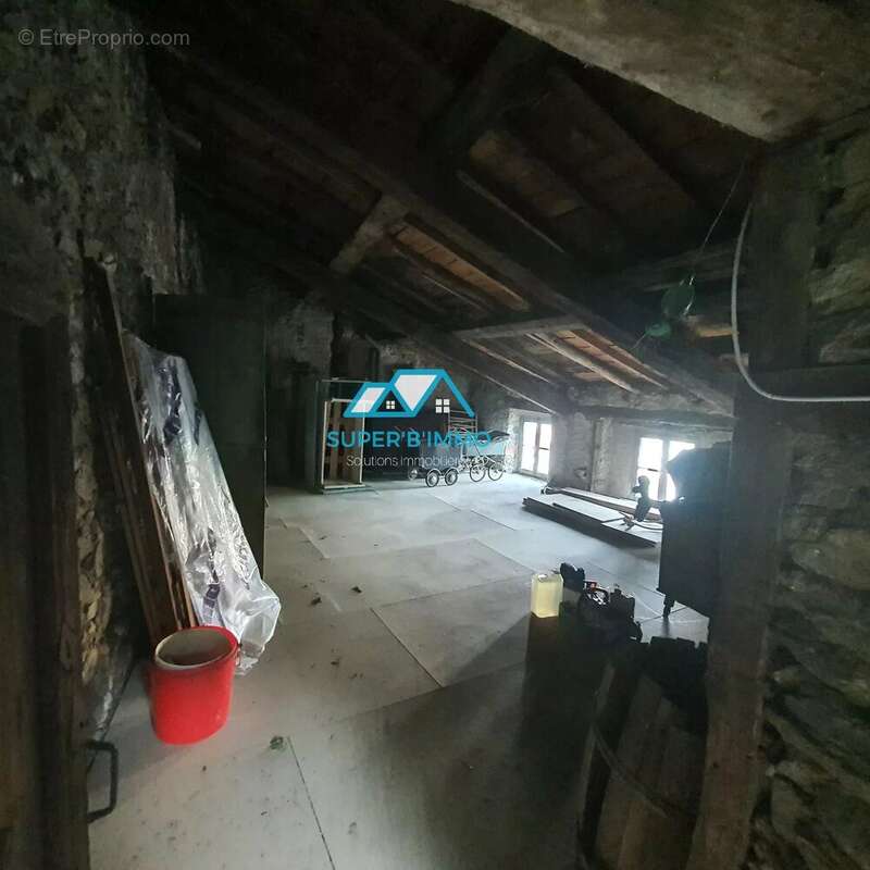 Maison à LAVOUTE-CHILHAC