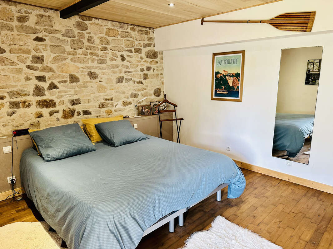 Maison à LARNAGOL