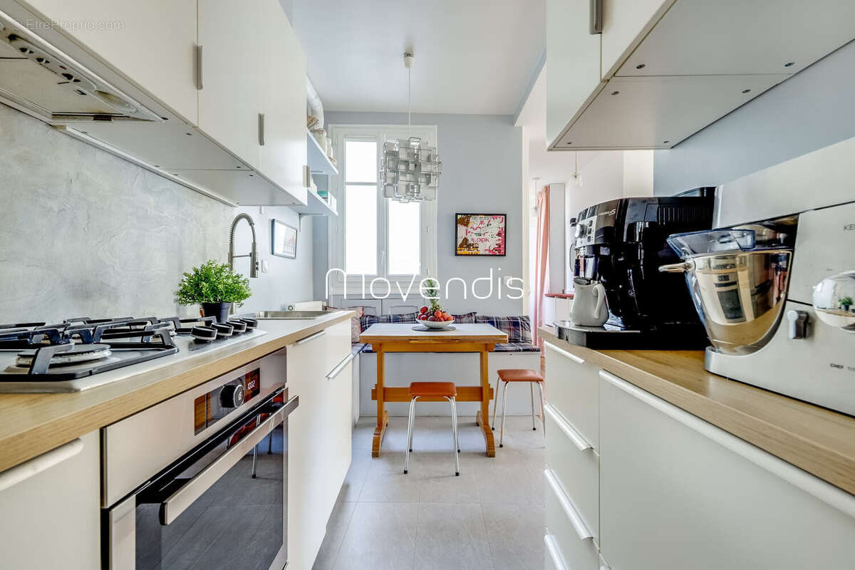 Appartement à PARIS-20E